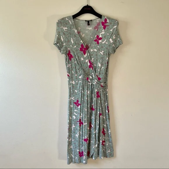 slim fit dress slacks Escada 38 (US 6 8) Lace Dress  The Avenue Consignment Shoppe
